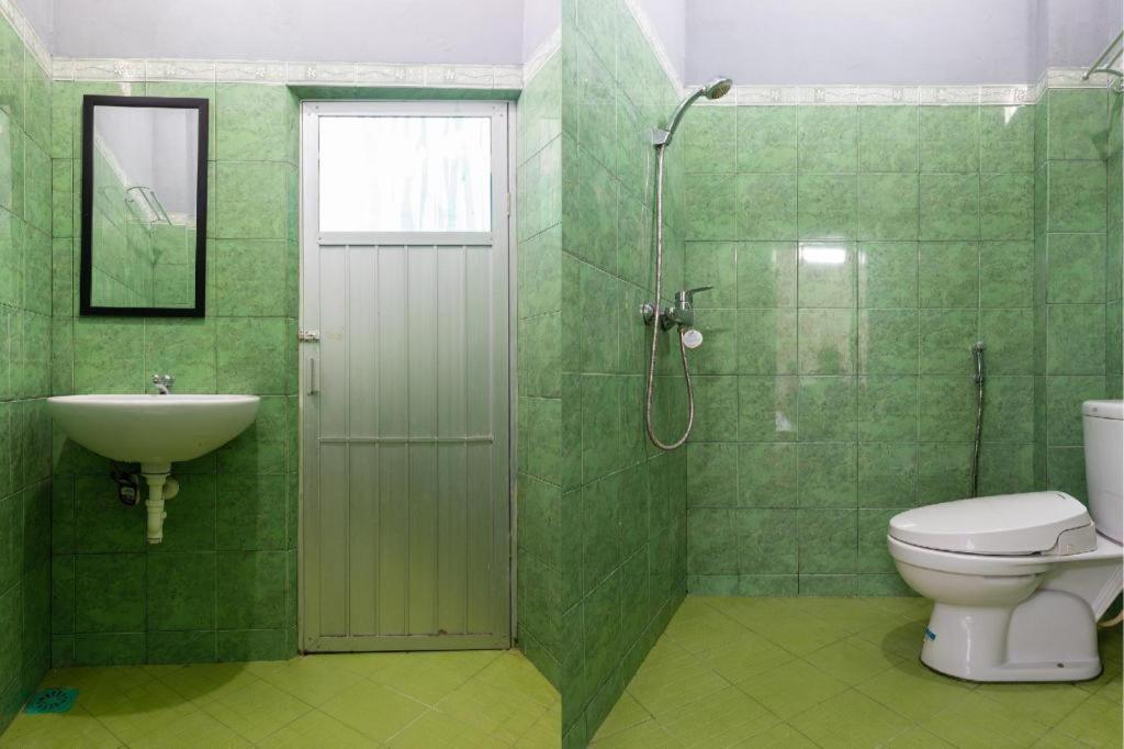 SPOT ON 2063 Bethania Residence Kupang  Zewnętrze zdjęcie